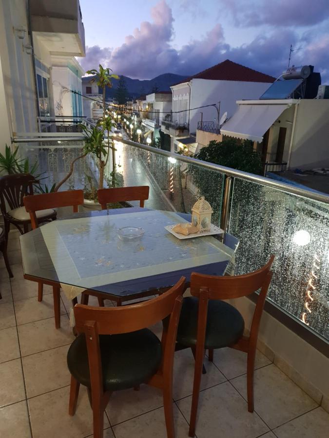 Fillis Luxury Maisonette Lägenhet Kíssamos Exteriör bild